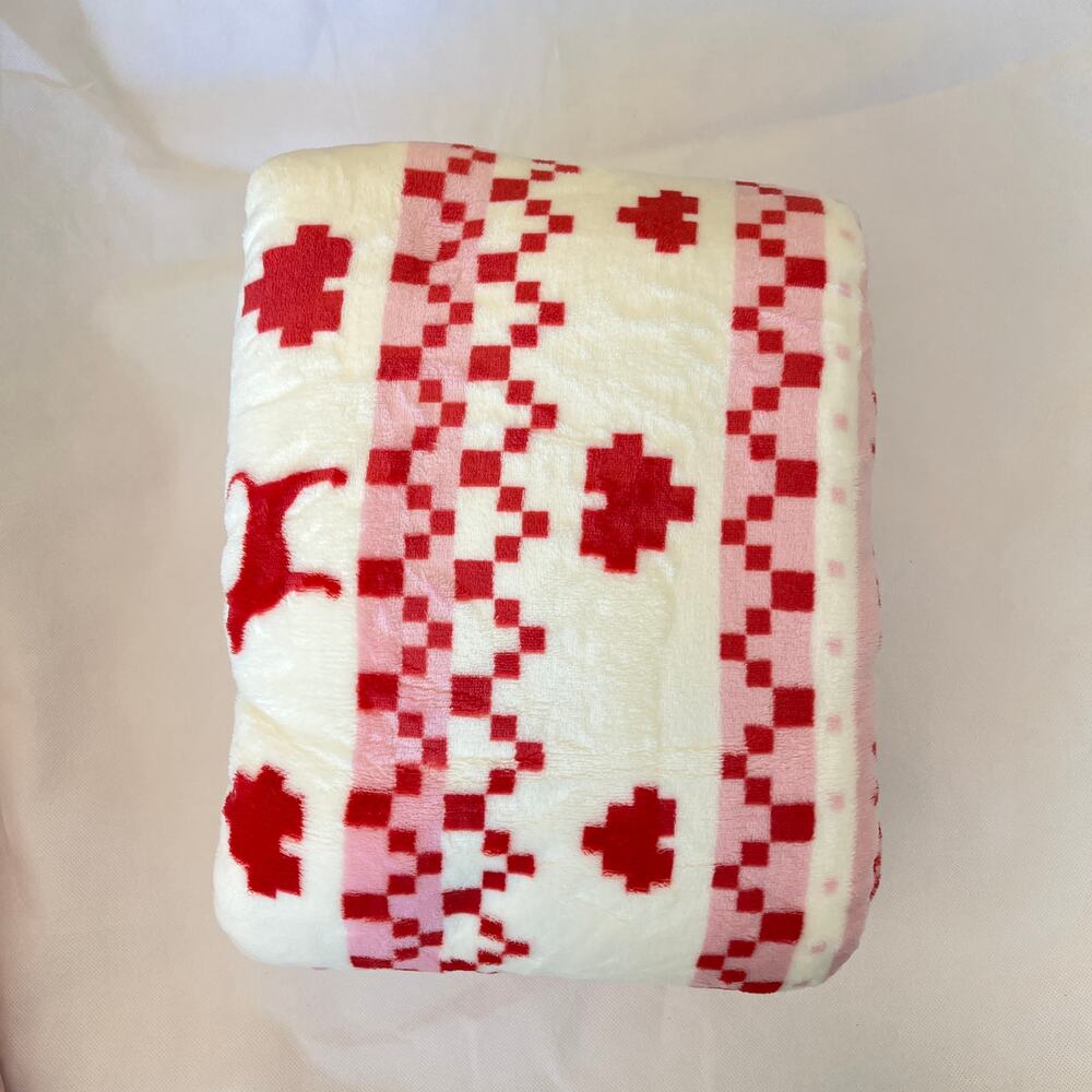 Victoria's Secret Pink Red & White Logo Sherpa Throw Blanket 50x60 Checkered Dog - Picture 3 of 3